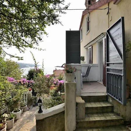 Apartment Vladislav Opatija